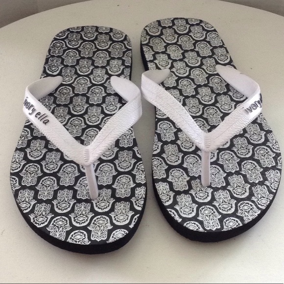 ivory ella Shoes - Ivory Ella Flip Flops Black White Women's Size 8-9